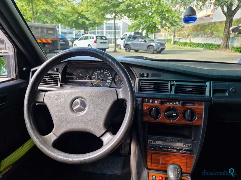 1992' Mercedes-Benz 190E 1.8 photo #7