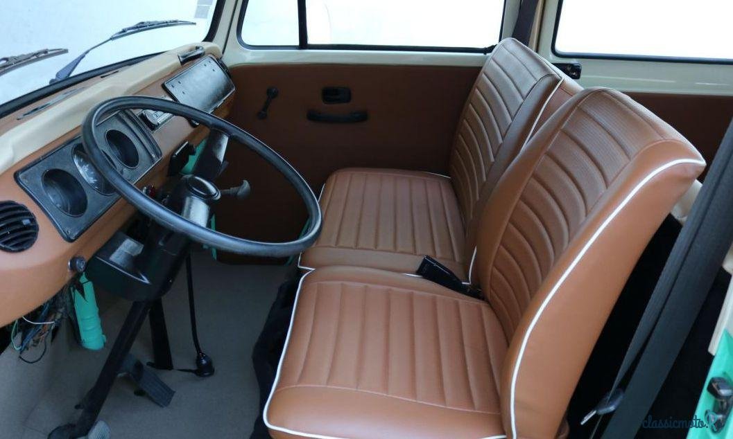 1975' Volkswagen Type-2 Pão De Forma T2 photo #2