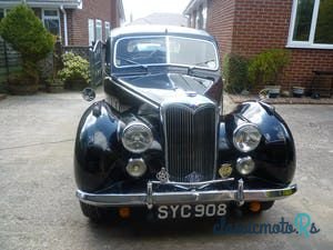 1954' Riley Rme photo #3