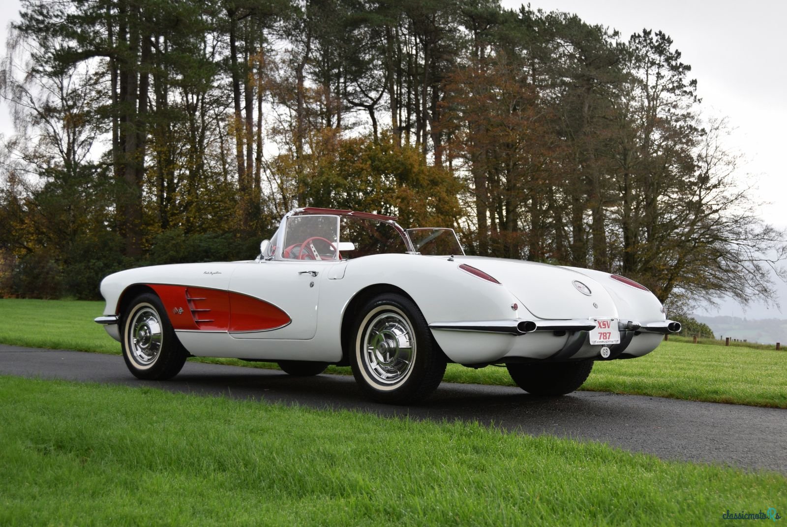 1960' Chevrolet Corvette photo #5