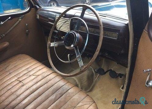 1951' Ford V8 Pilot photo #2