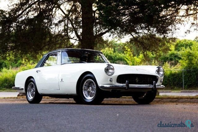1959' Ferrari 250 photo #2