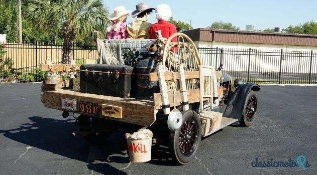 1924' Oldsmobile Custom photo #1