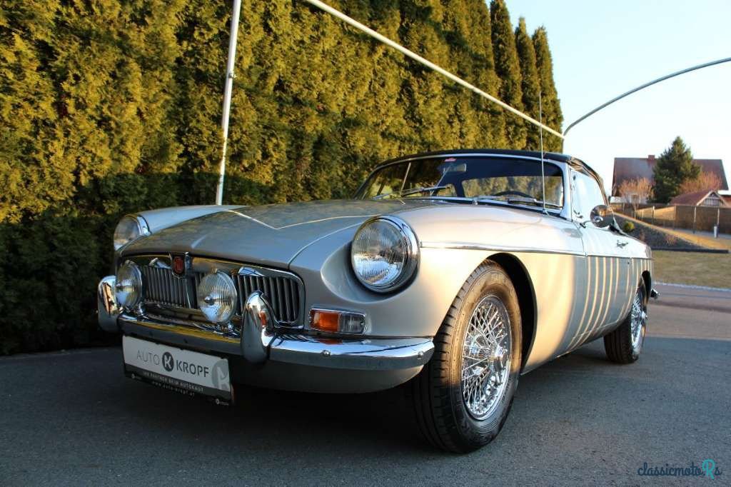 1968' MG MGB photo #1