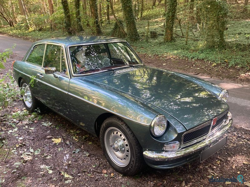 1970' MG MGB photo #4