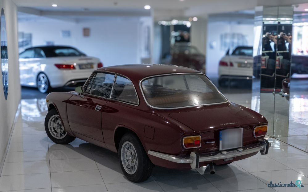 1972' Alfa Romeo Giulia photo #6
