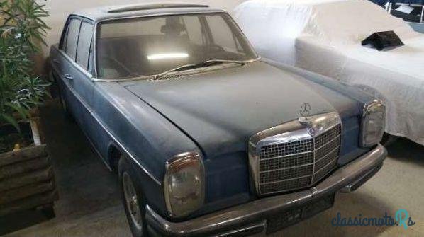 1970' Mercedes-Benz C-Klasse photo #3