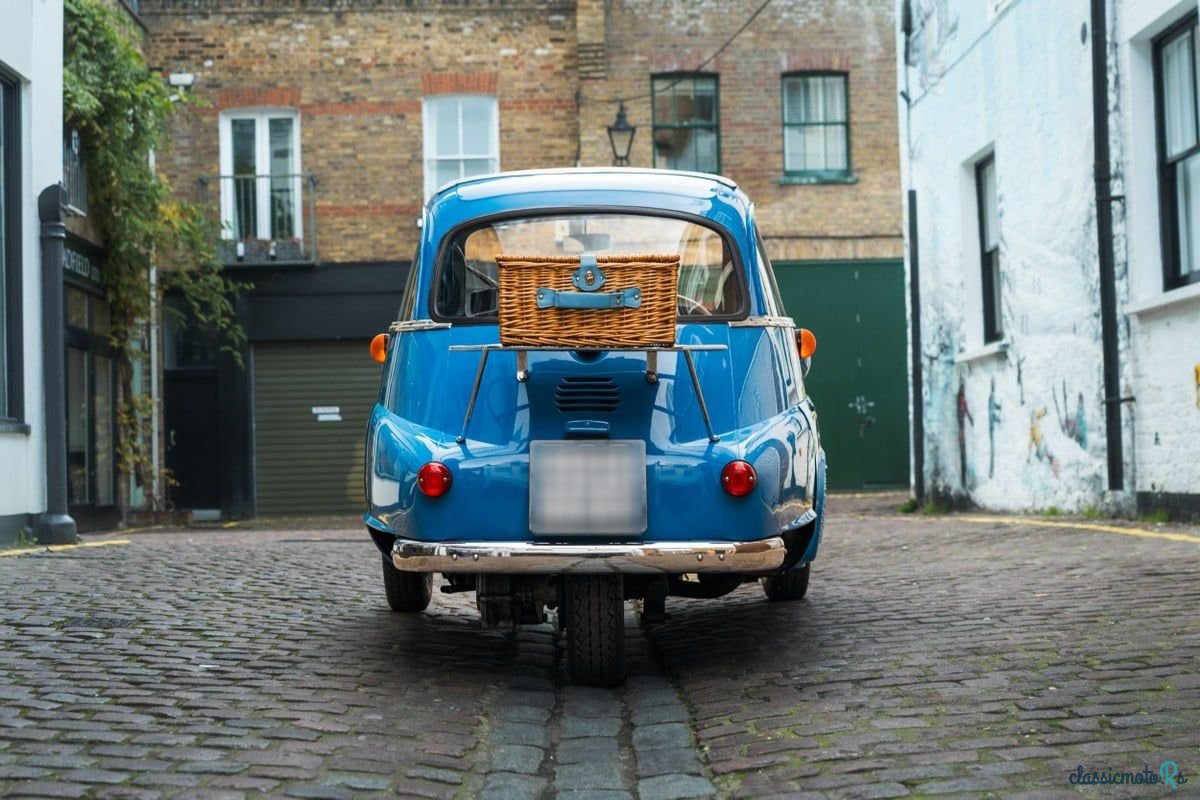 1961' BMW Isetta 300 photo #2