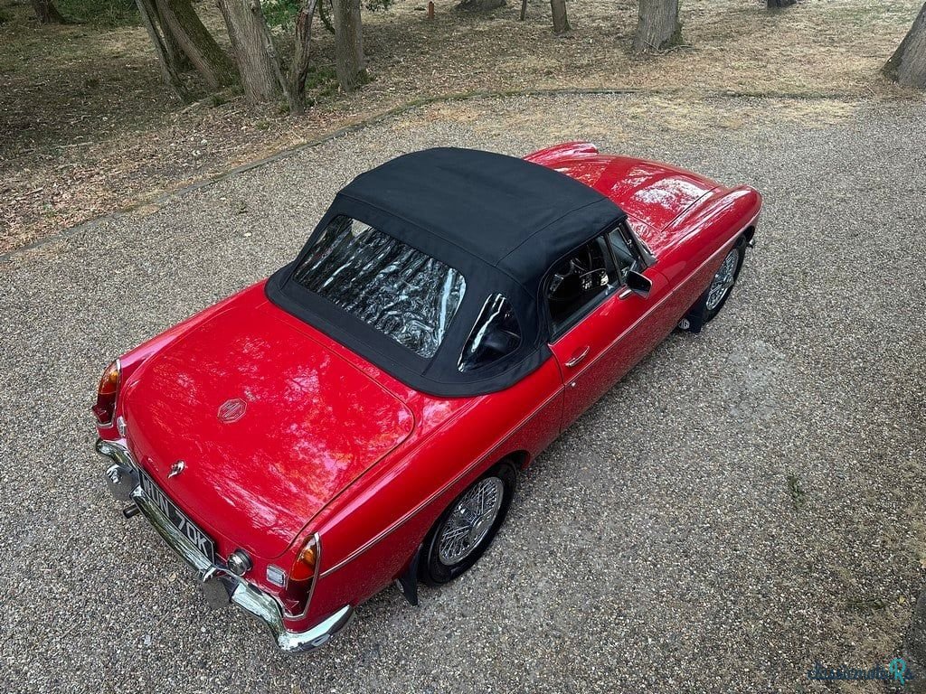 1972' MG MGB photo #2