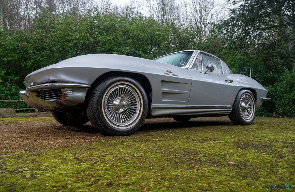 1963' Chevrolet Corvette photo #4