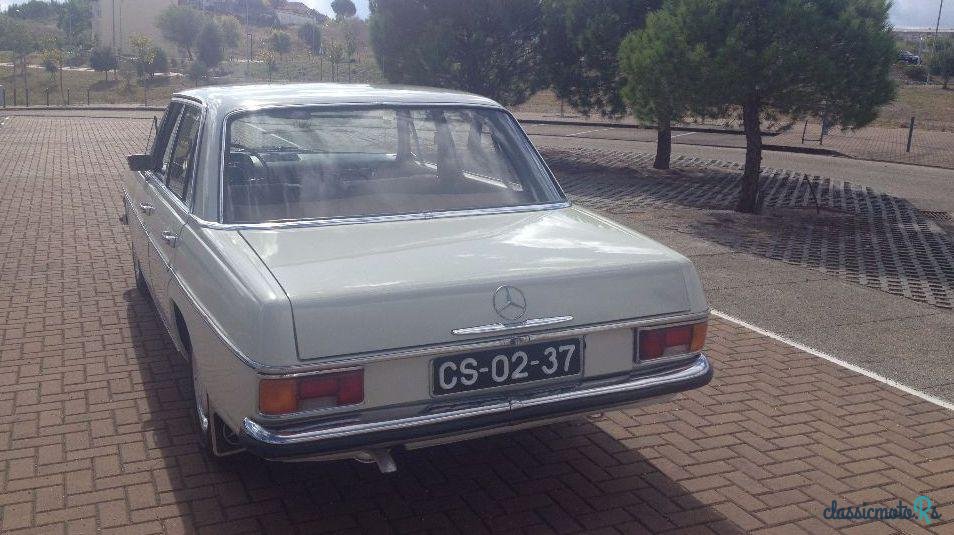 1969' Mercedes-Benz 200 W115/8 photo #1