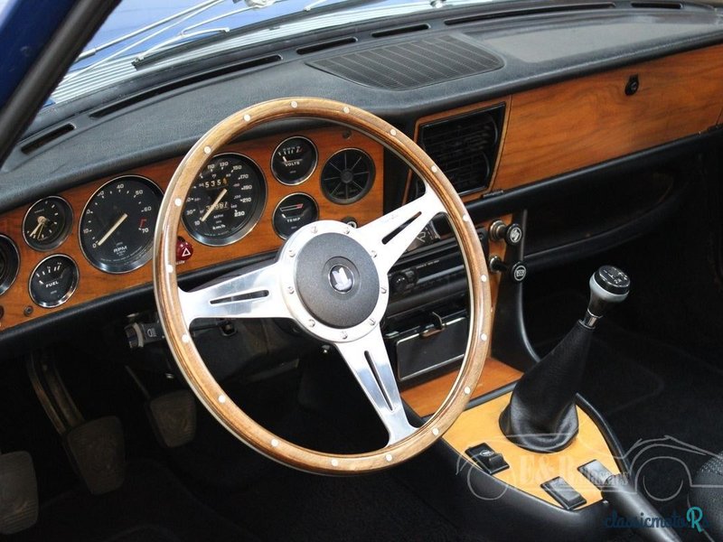 1975' Triumph Stag photo #2