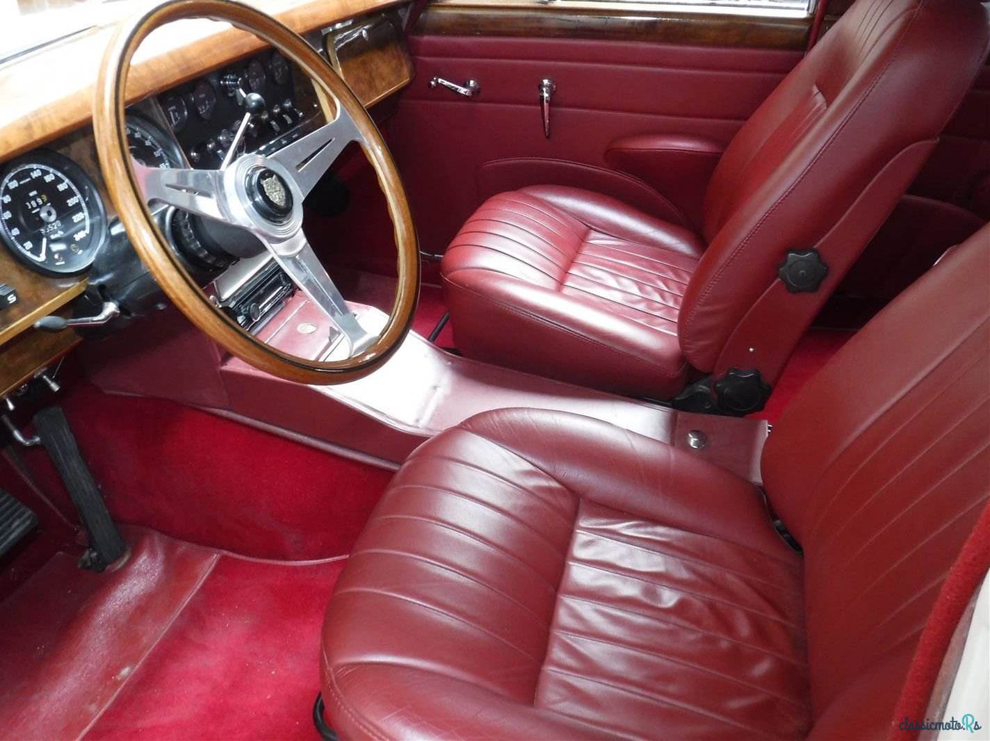 1967' Jaguar Mk2 photo #1