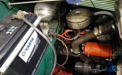 1947' Ford Anglia photo #2