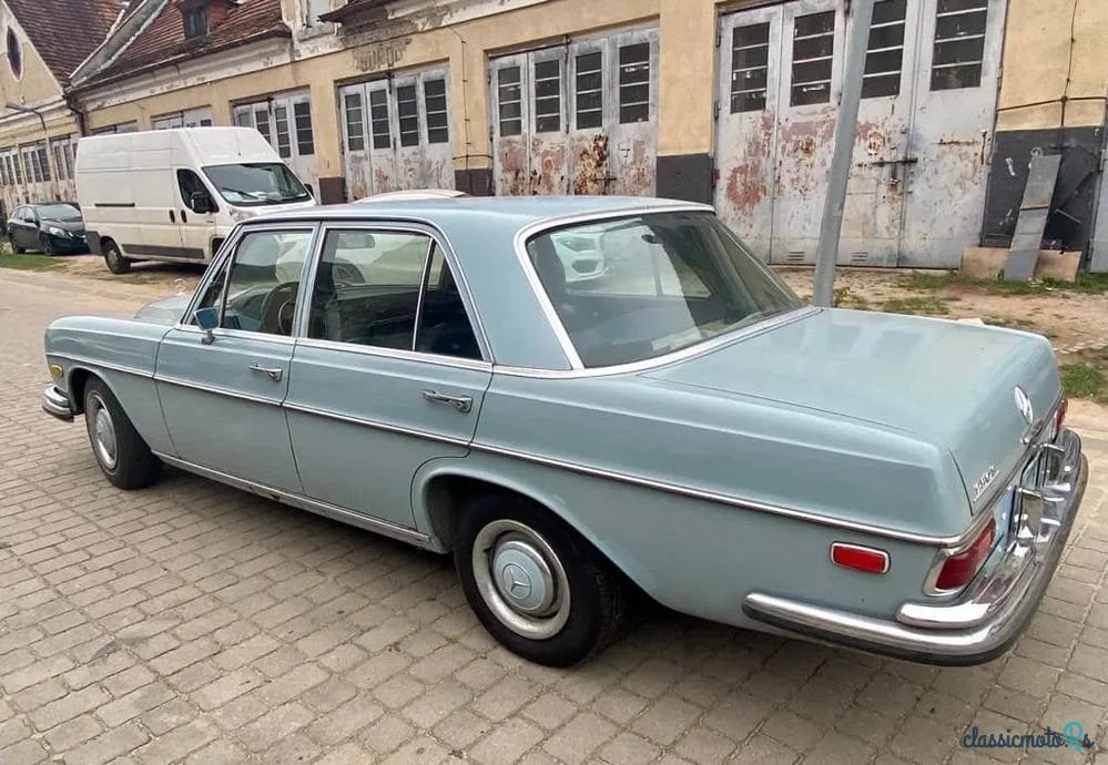 1968' Mercedes-Benz 250S W108 photo #3
