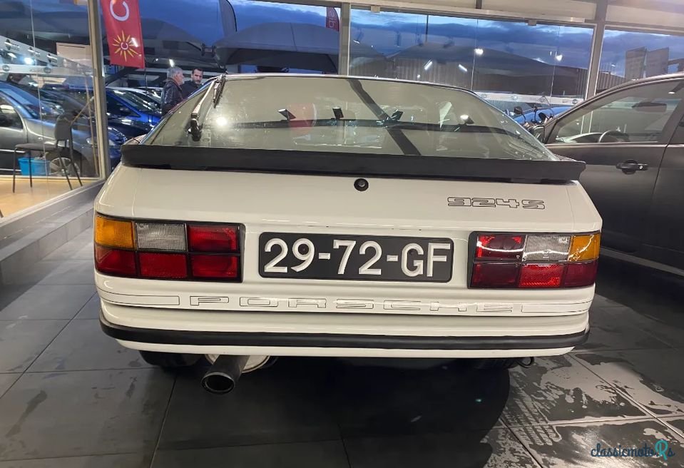 1980' Porsche 924 photo #5