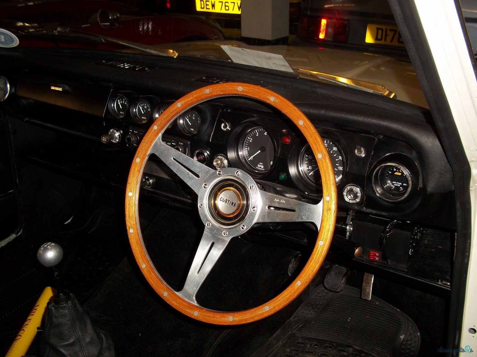 1965' Ford Cortina Super photo #2