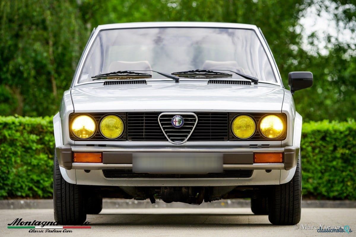 1983' Alfa Romeo Alfetta photo #1