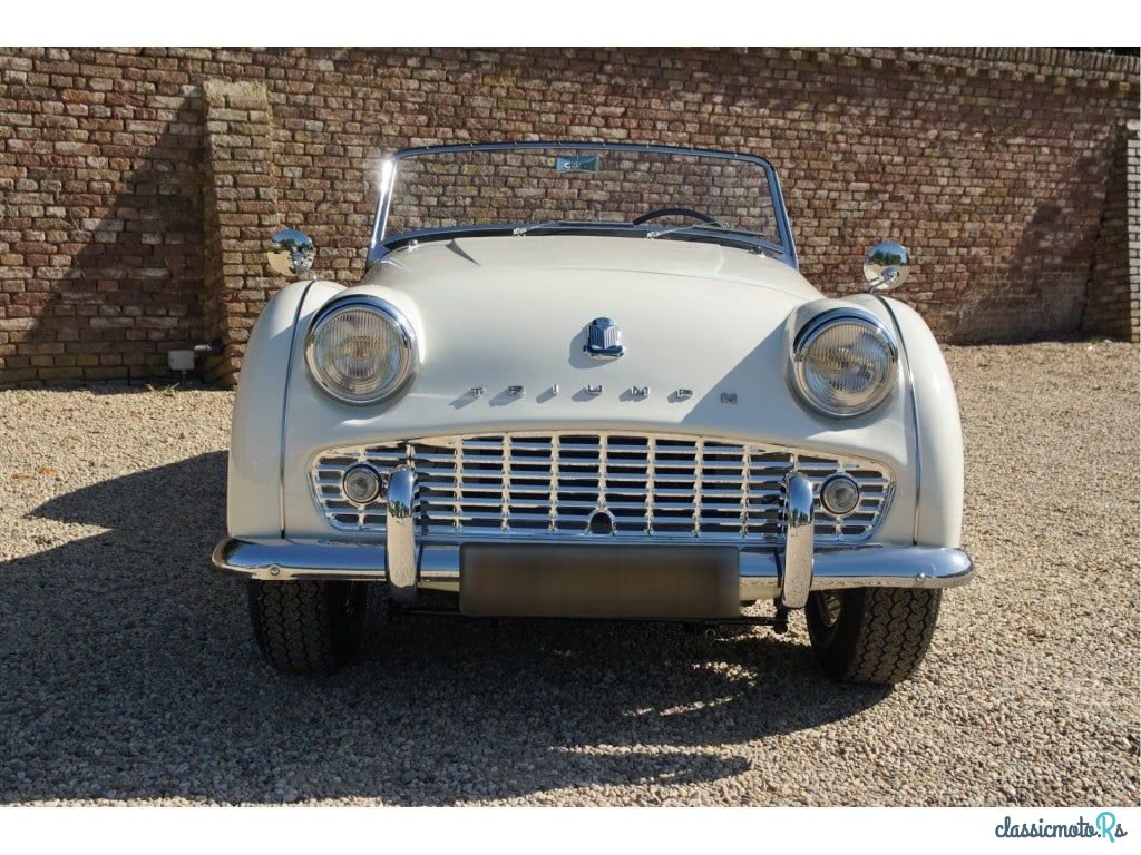 1957' Triumph TR3 photo #5