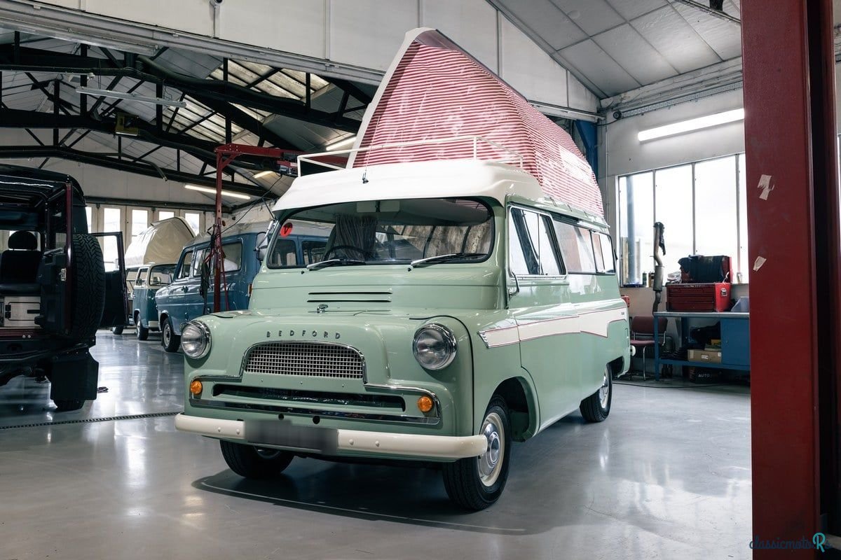 1962' Bedford CA photo #2