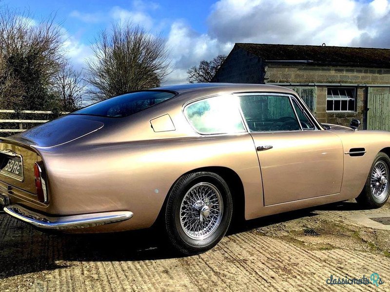 1968' Aston Martin DB6 photo #3