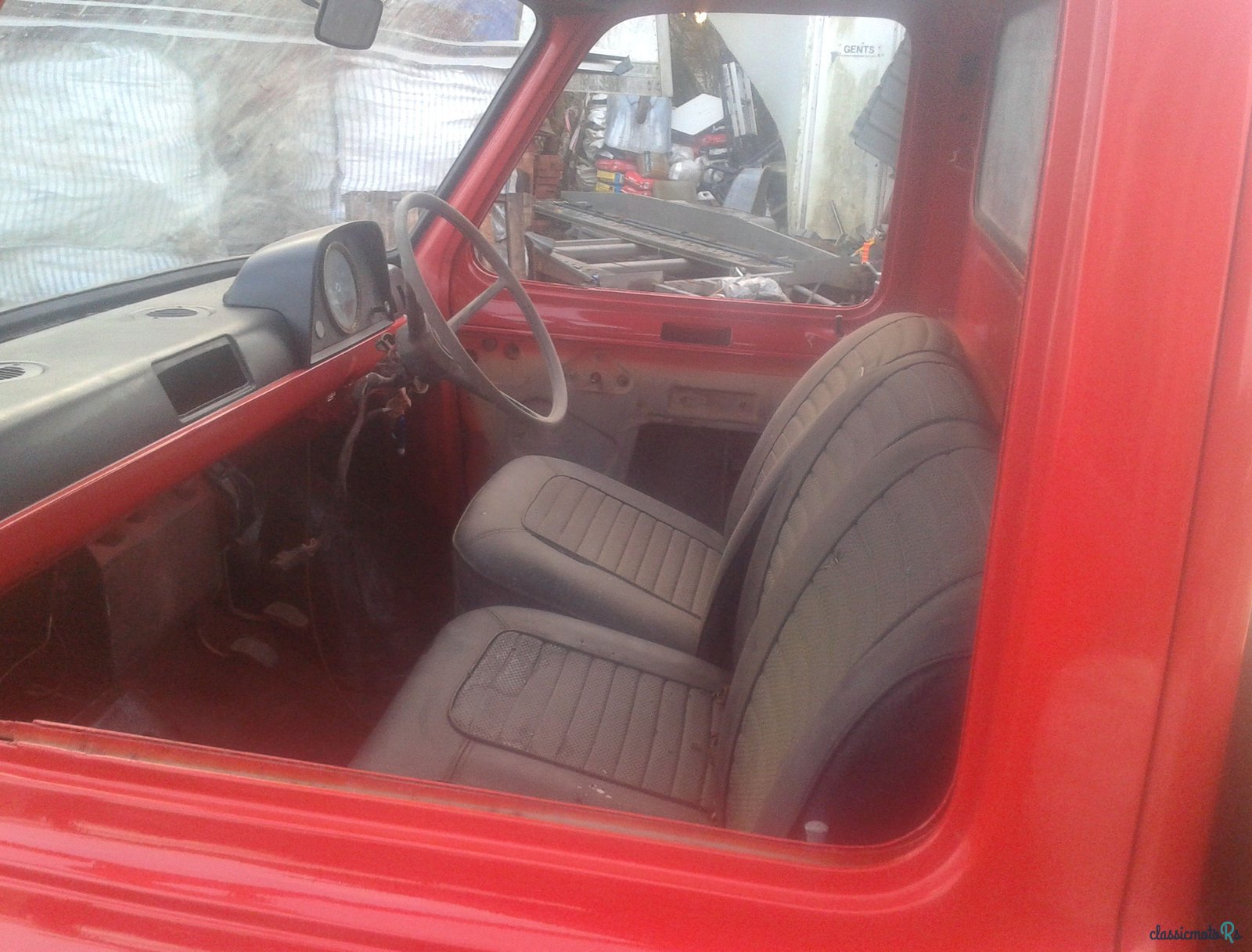 1975' Ford Transit photo #3