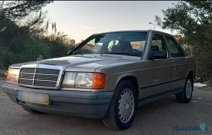 1986' Mercedes-Benz 190 D 2.5 photo #3