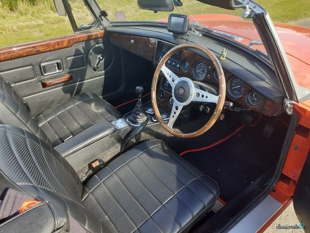 1977' MG MGB photo #4