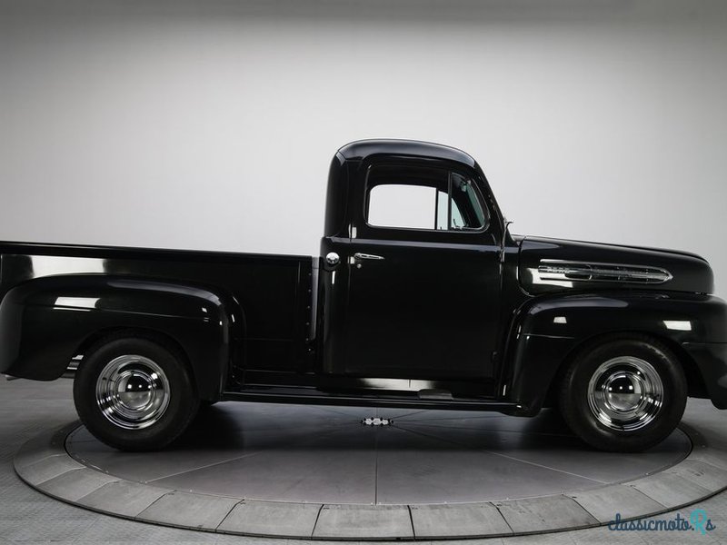 1952' Ford F-100 photo #3