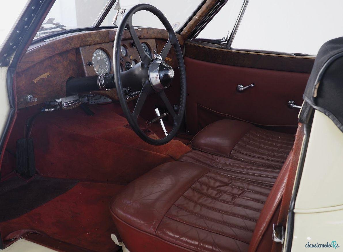 1954' Jaguar Xk120 photo #2