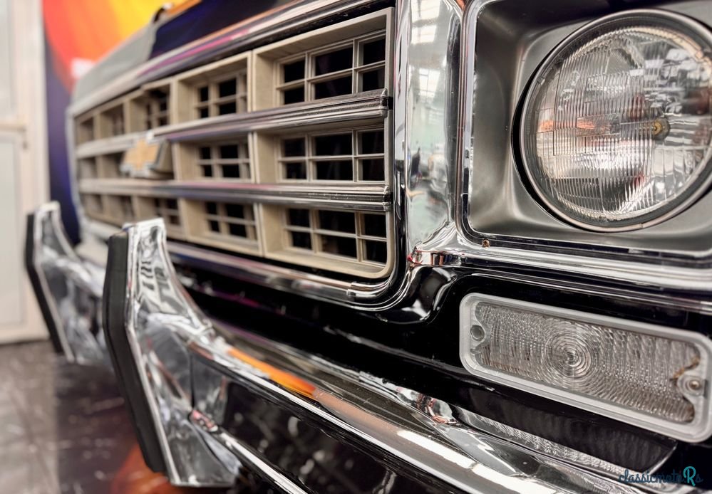 1977' Chevrolet C-10 photo #6
