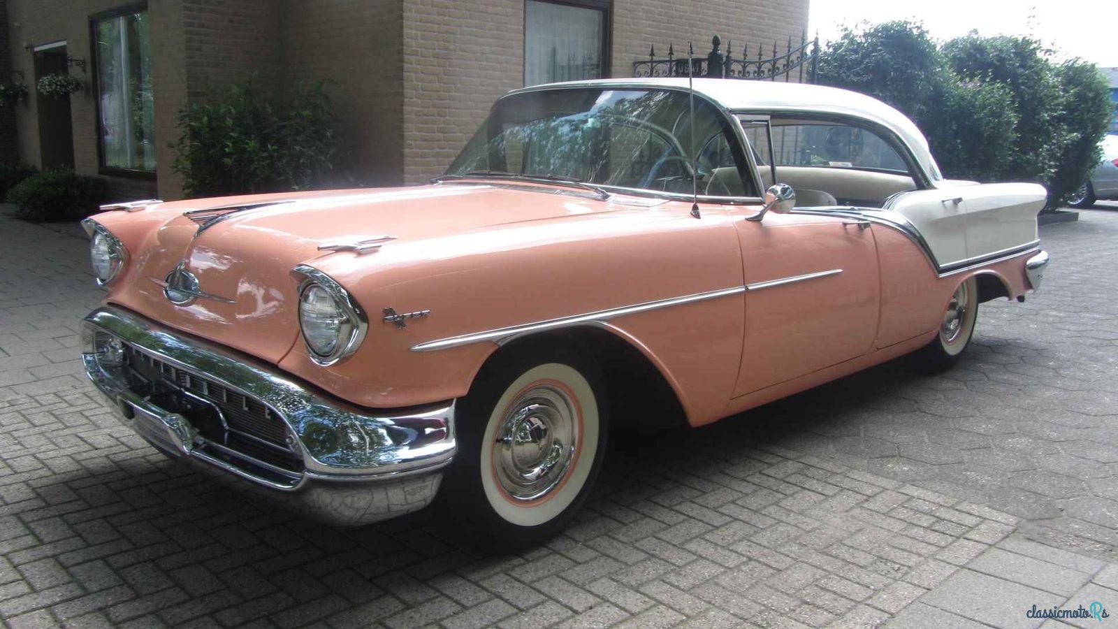 1957' Oldsmobile Super 88 photo #1