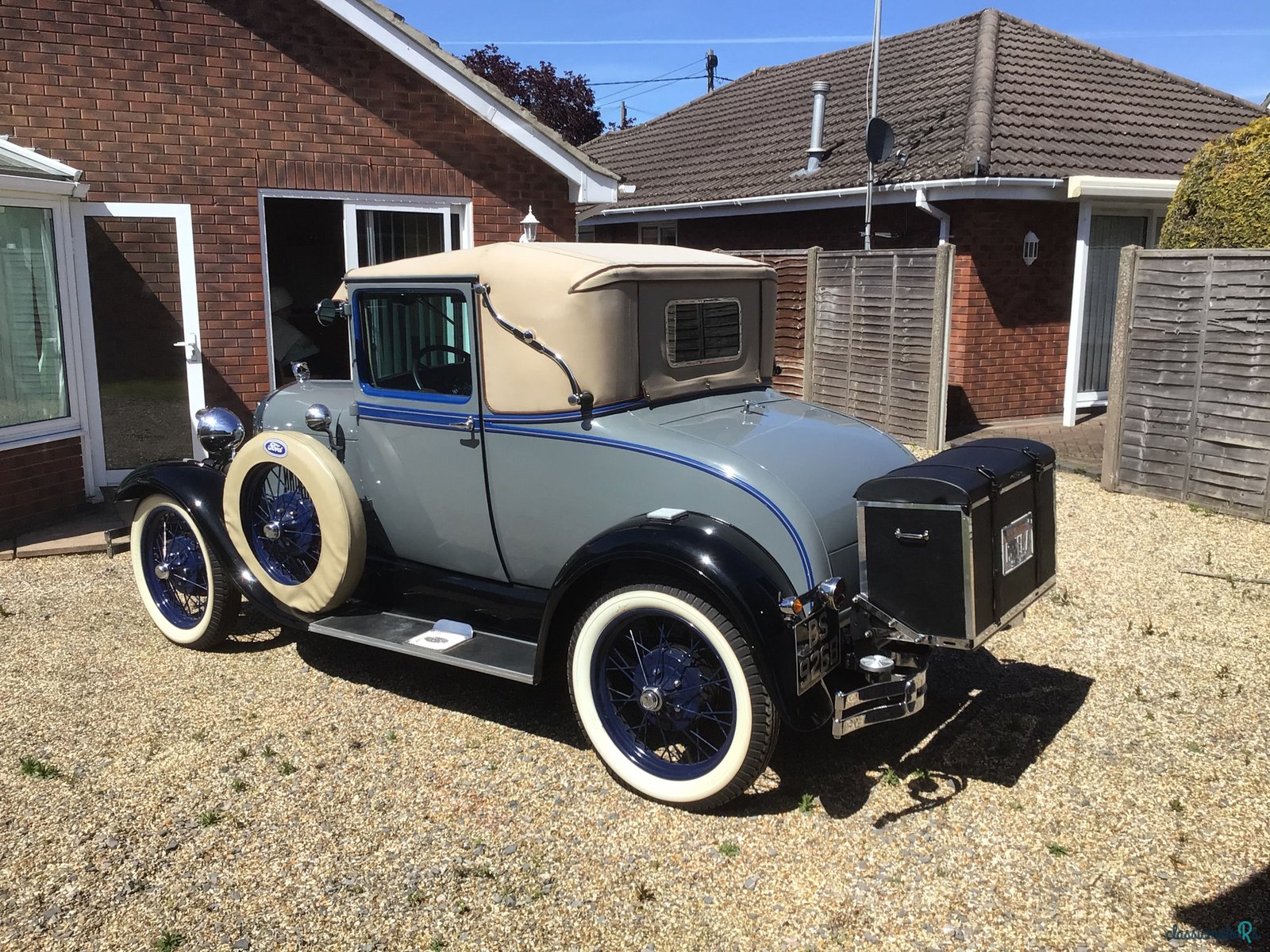 1929' Ford Coupe photo #5