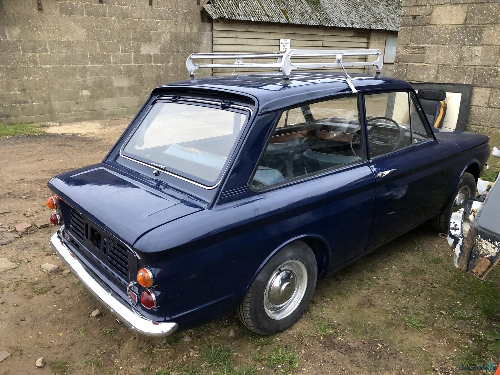 1968' Singer Chamois photo #3