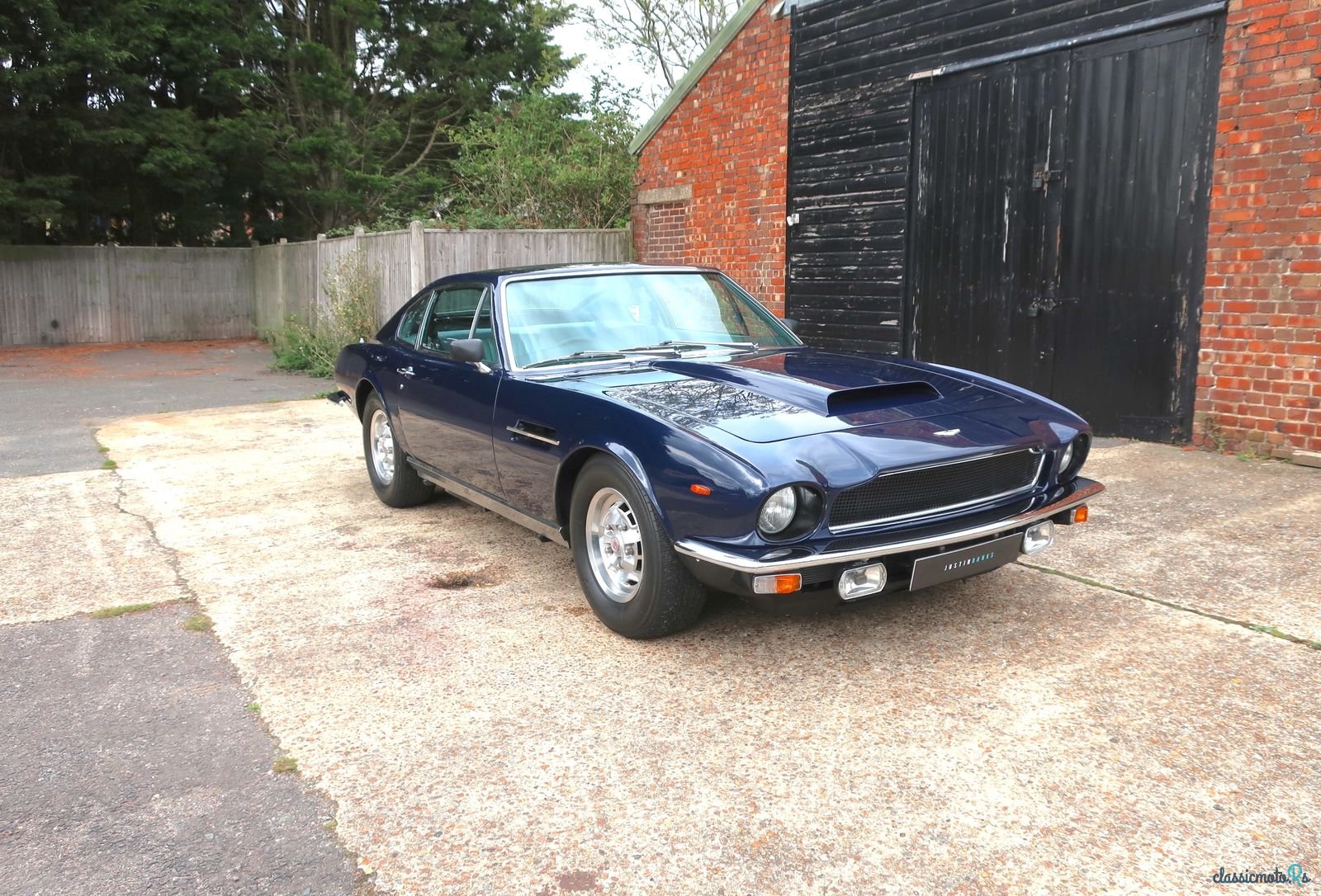 1978' Aston Martin V8 photo #1