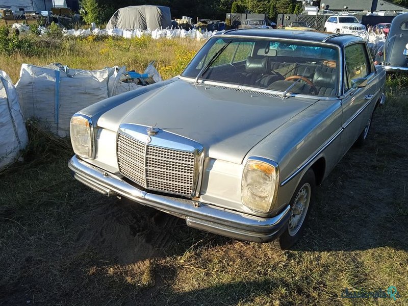 1971' Mercedes-Benz w 114 photo #2