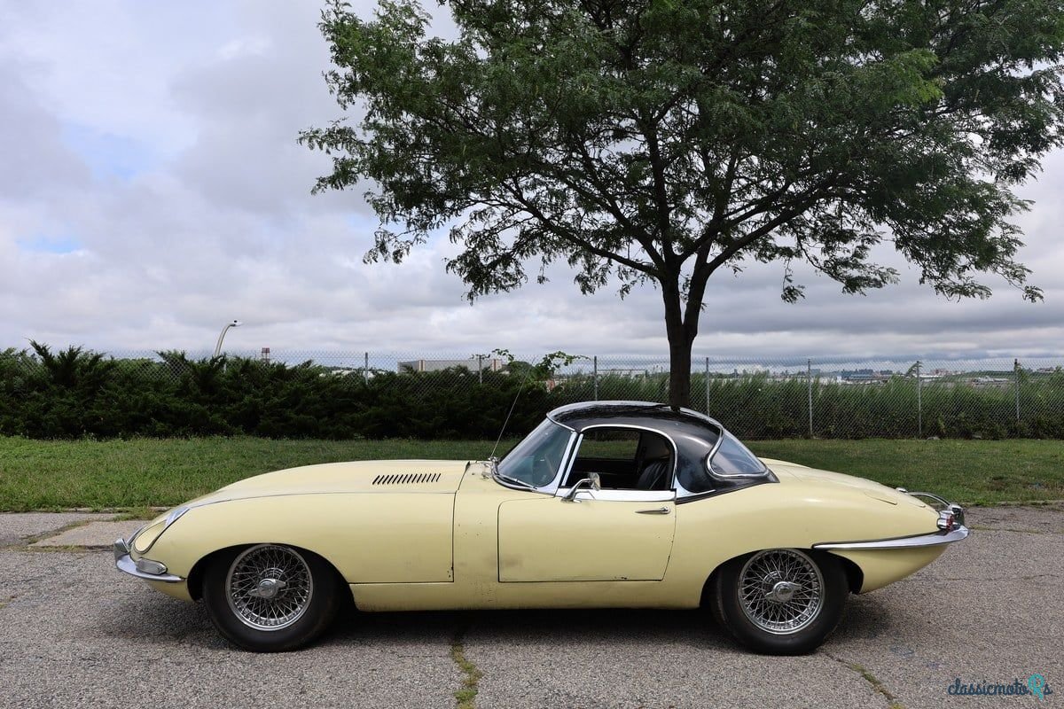 1968' Jaguar E-Type photo #4
