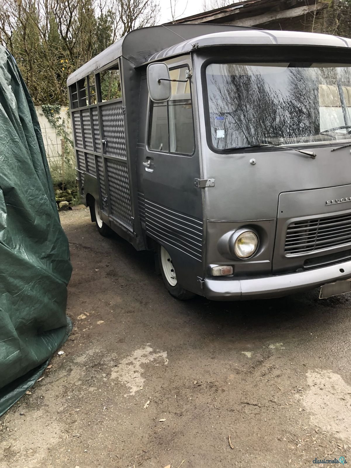 1974' Peugeot J7 photo #3