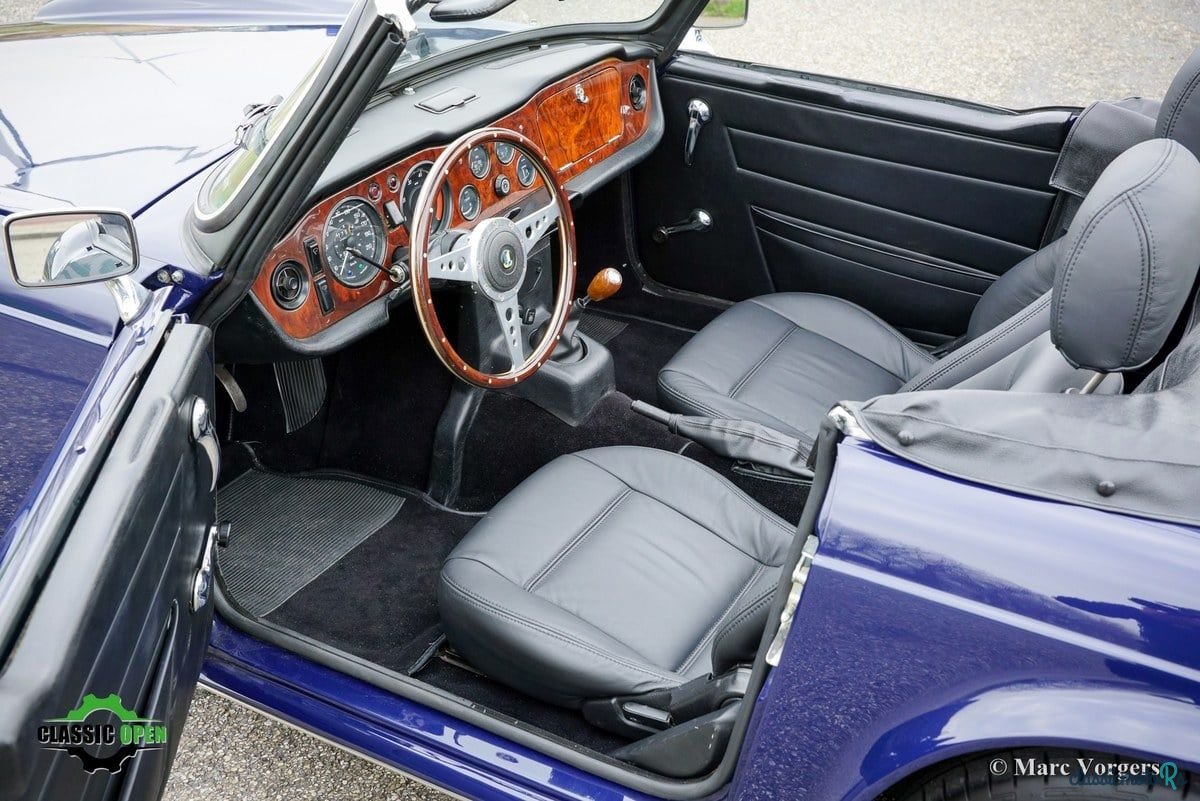 1972' Triumph TR6 photo #4