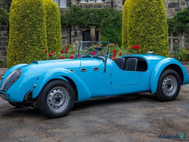 1948' Healey Silverstone photo #2