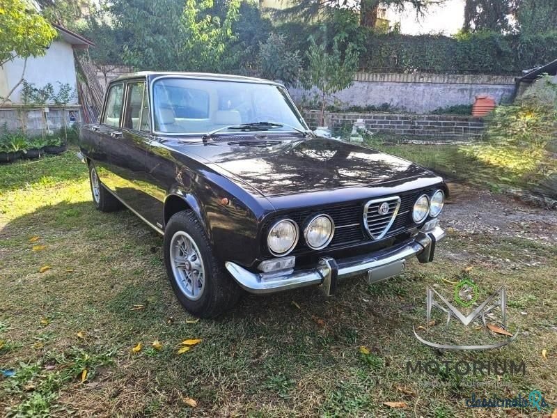 1973' Alfa Romeo 2000 photo #1