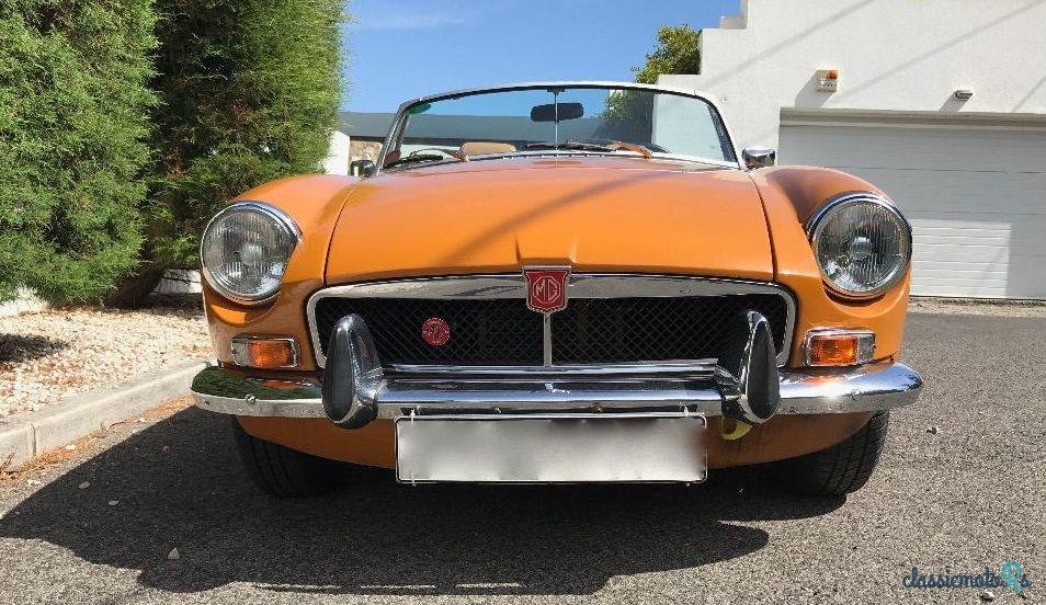 1974' MG MGB Roadster photo #5