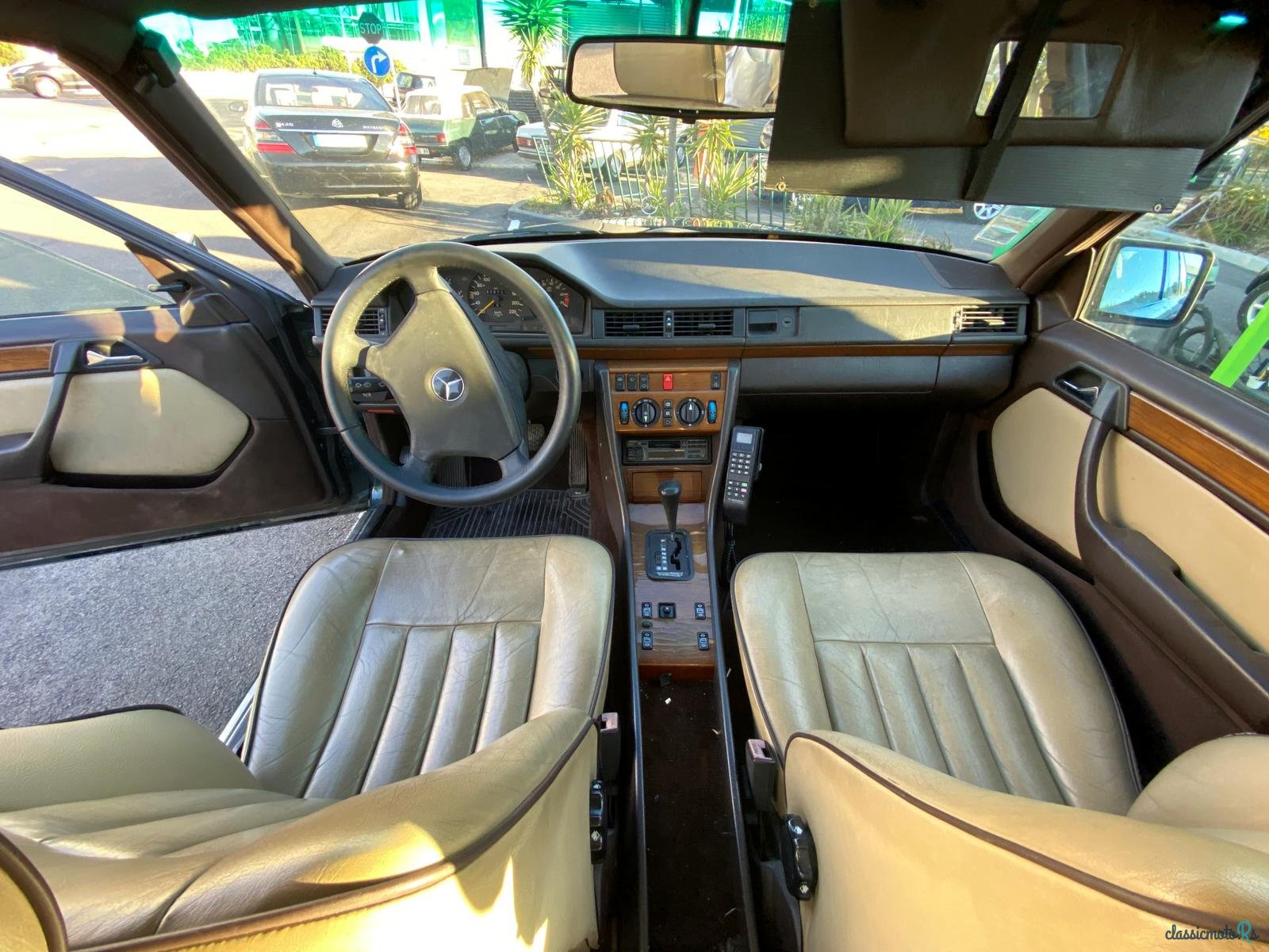 1990' Mercedes-Benz 230 TE photo #4