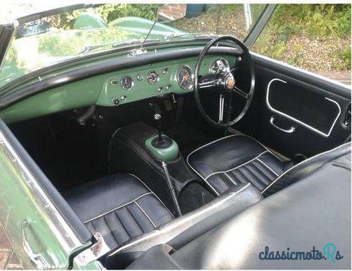 1967' MG Midget photo #2