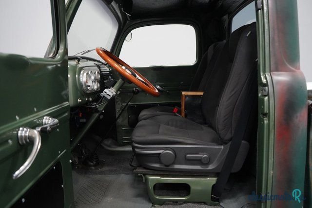 1949' Ford F-1 photo #4