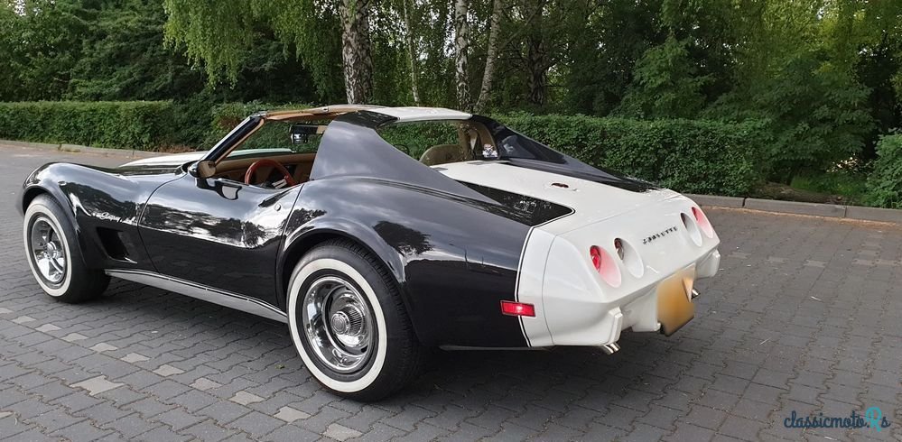 1975' Chevrolet Corvette photo #4