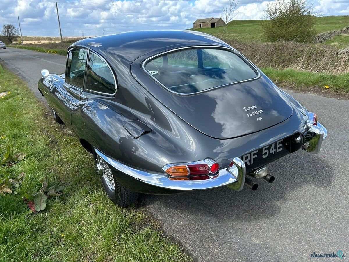 1967' Jaguar E-Type photo #5