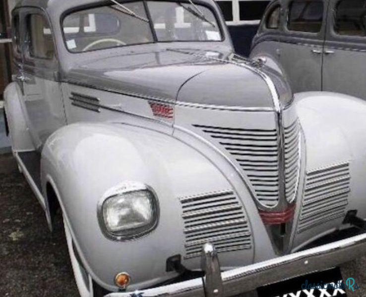 1939' Dodge Sedan photo #2