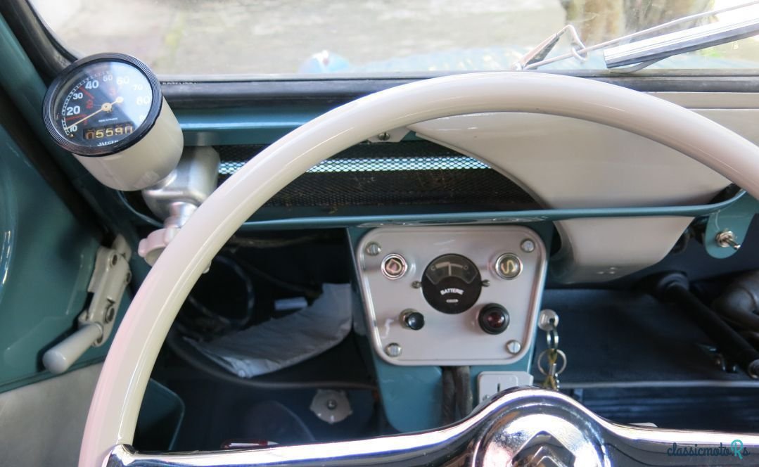 1960' Citroen 2CV photo #4