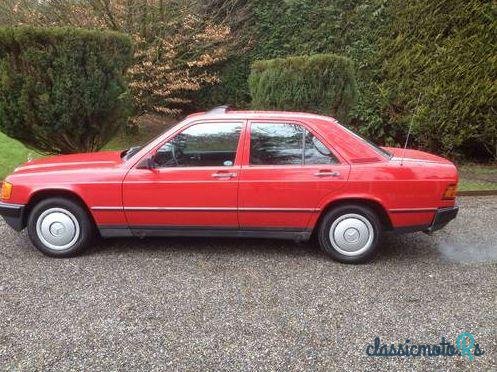 1983' Mercedes-Benz 190 E photo #1